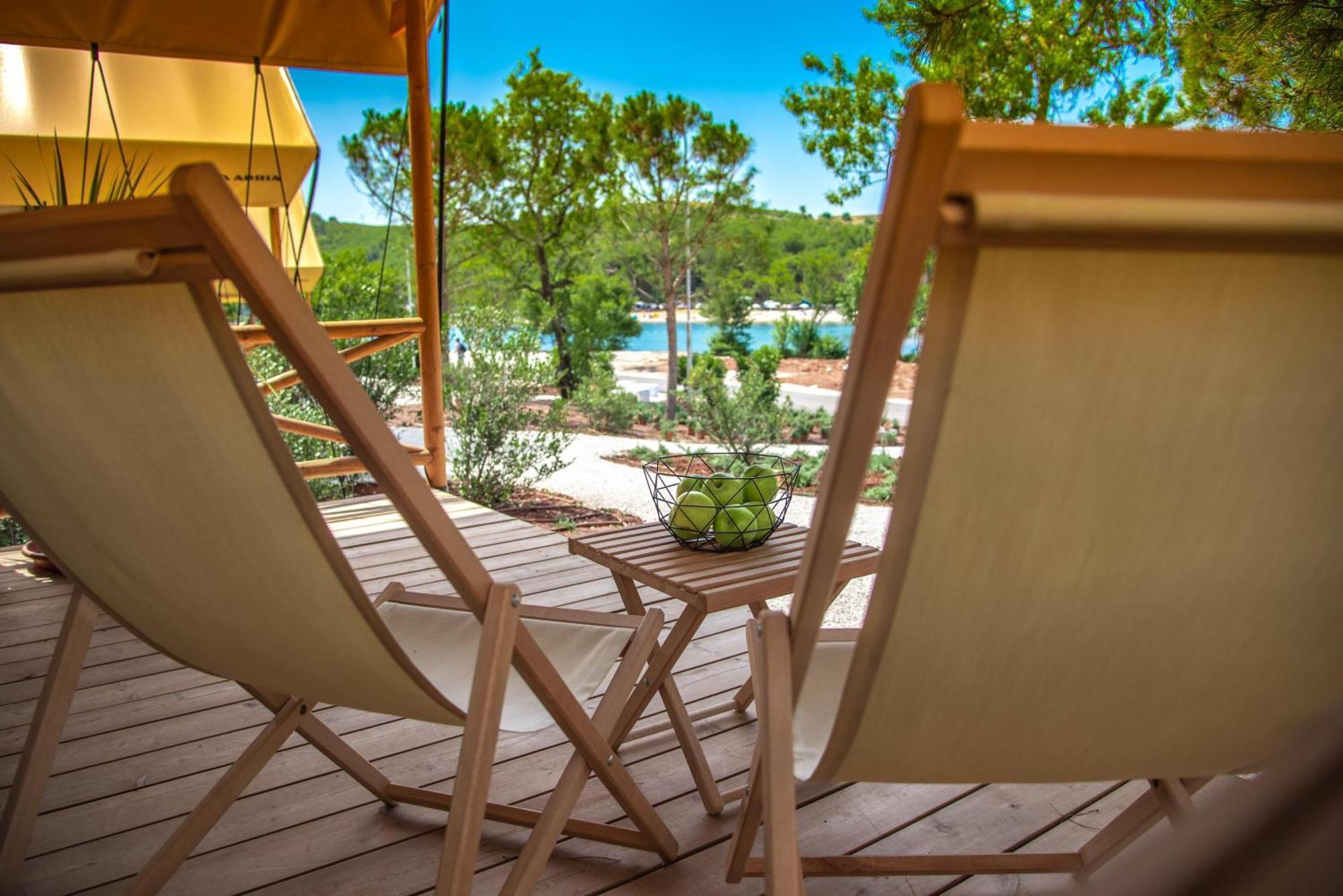 Hotel Arena One 99 Glamping Pomer Exterior foto