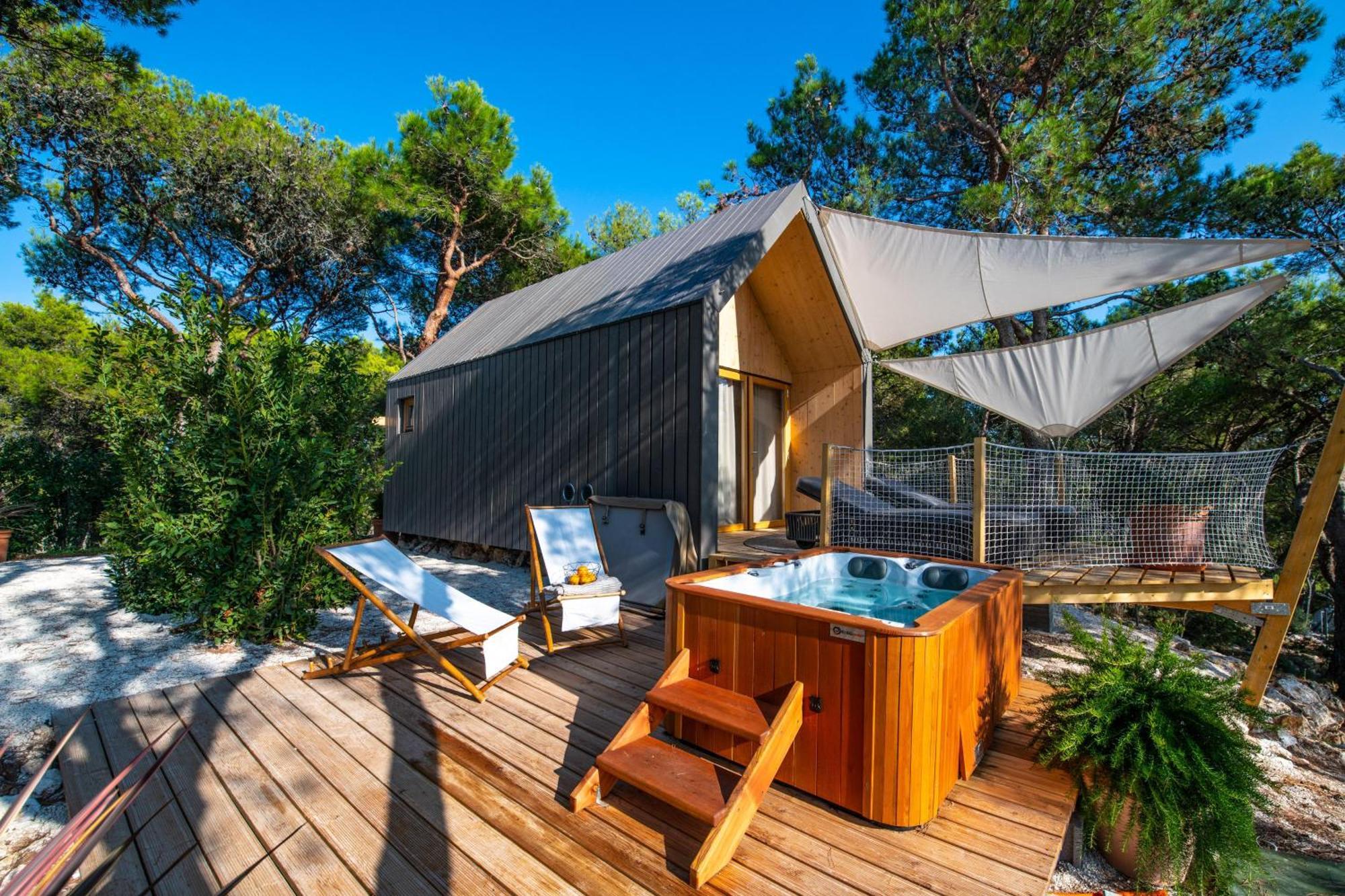 Hotel Arena One 99 Glamping Pomer Exterior foto