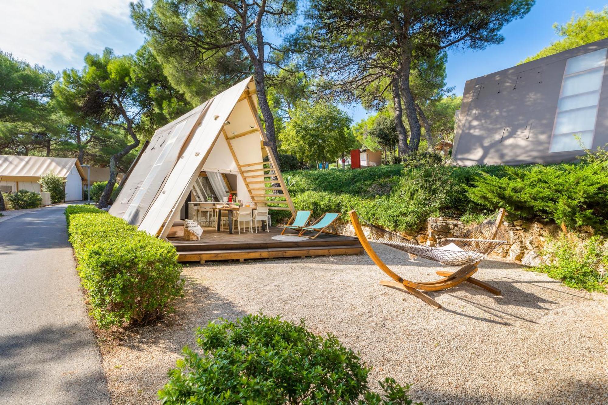 Hotel Arena One 99 Glamping Pomer Exterior foto