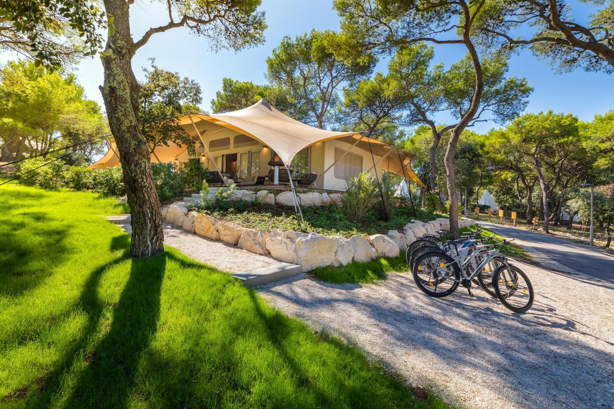 Hotel Arena One 99 Glamping Pomer Exterior foto