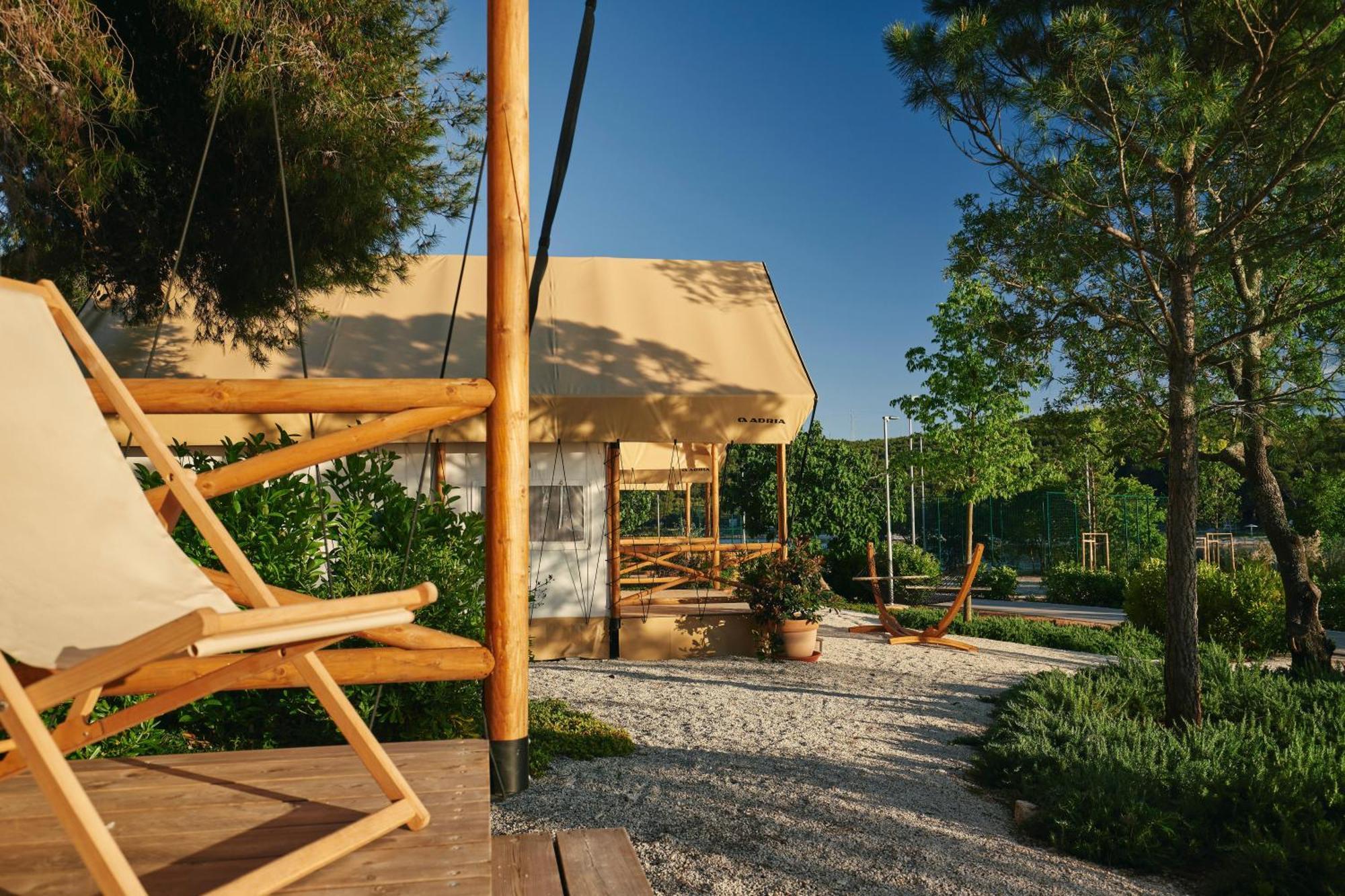 Hotel Arena One 99 Glamping Pomer Exterior foto