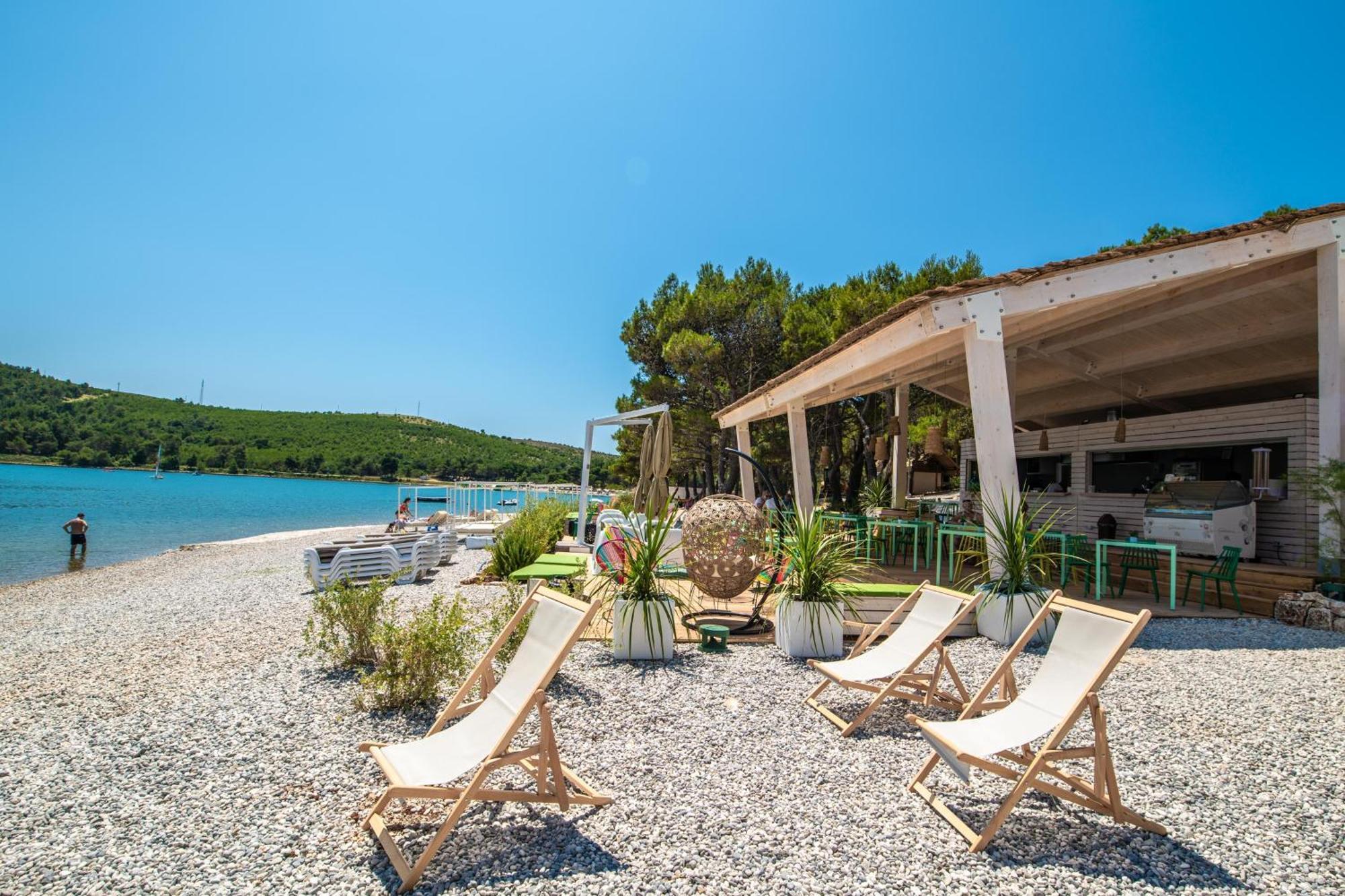 Hotel Arena One 99 Glamping Pomer Exterior foto